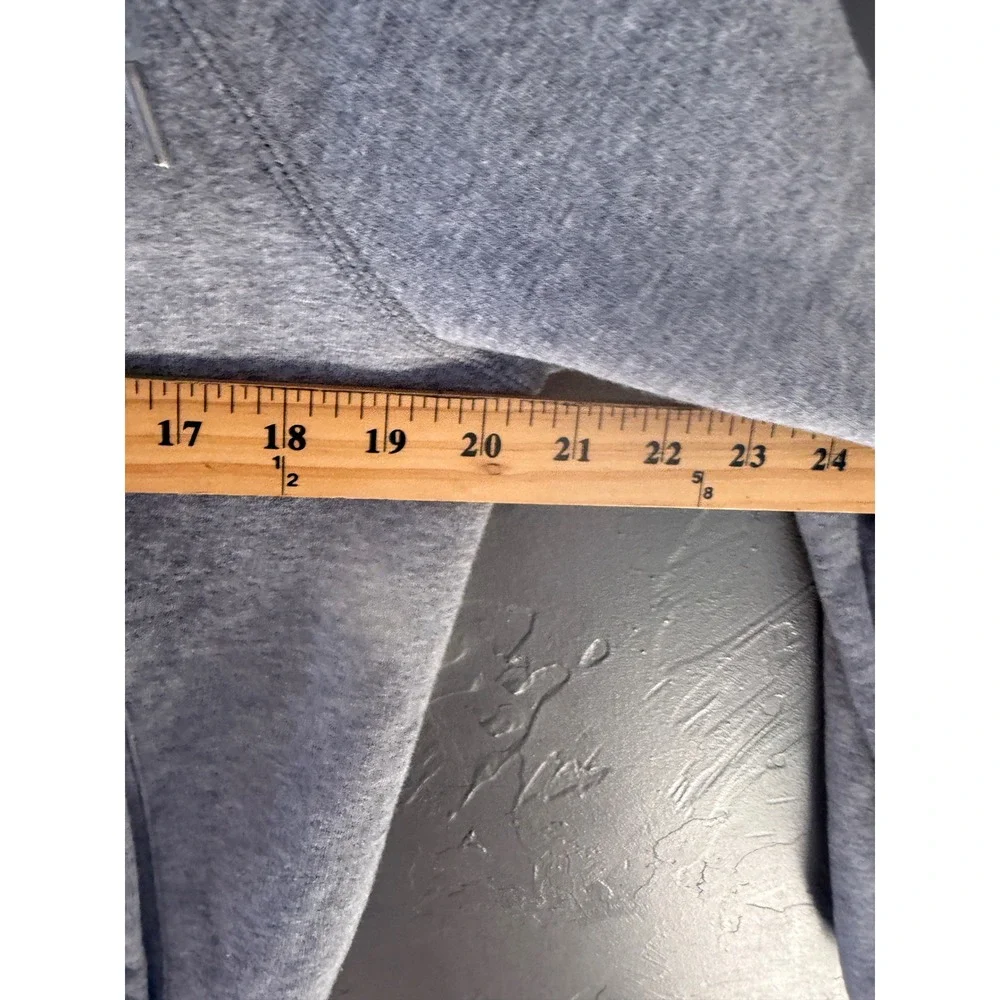 Nike Mens Gray Camo Logo Funnel Neck Hoodie Sweatshirt Medium Raglan Pullover‎